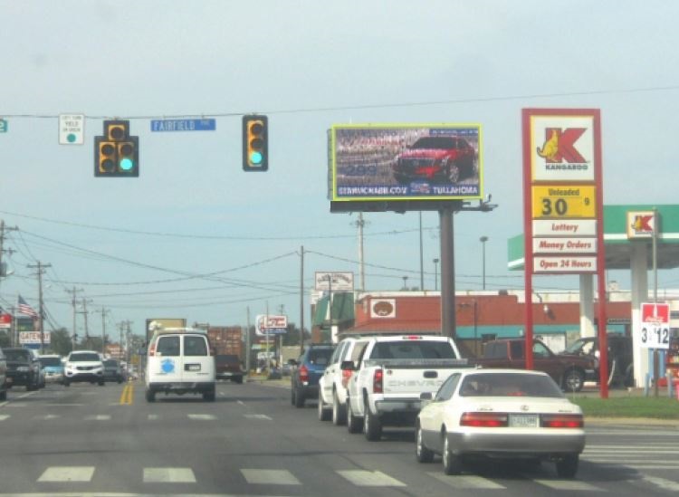 DIGITAL BILLBOARD TN-LAM-82000