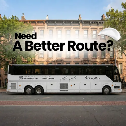 Publicidad exterior de The Ordinary: el bus que mejora la rutina urbana