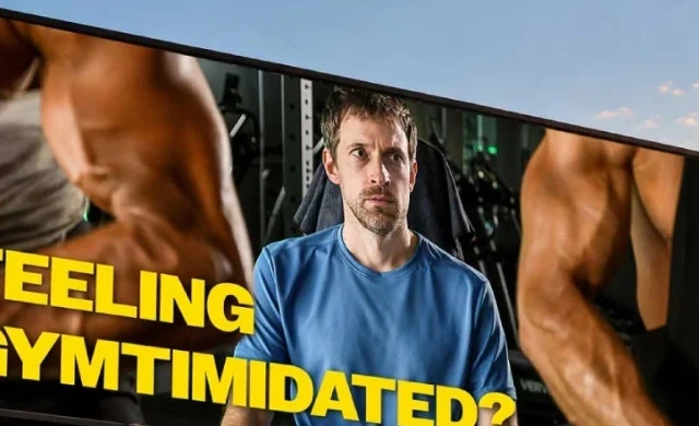 Close-up del billboard Feeling Gymtimidated de Planet Fitness con el personaje central y el titular en amarillo.